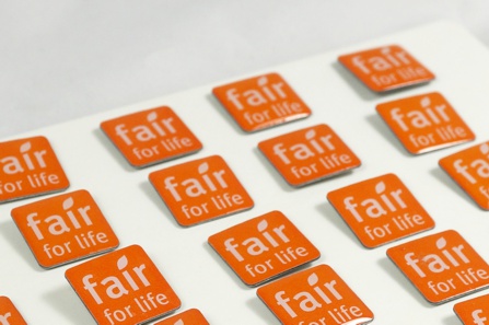 Gütesiegel und umweltfreundlicher Karton