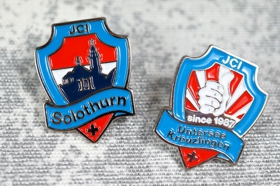 Pins on the road - Delivery information for Switzerland